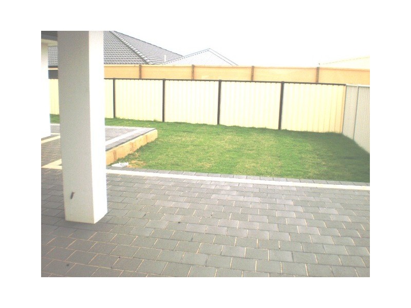 140 Glenfield Beach Road, Glenfield WA 6532