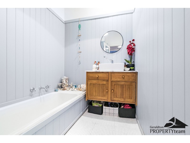 11 Maley Way, Beachlands WA 6530