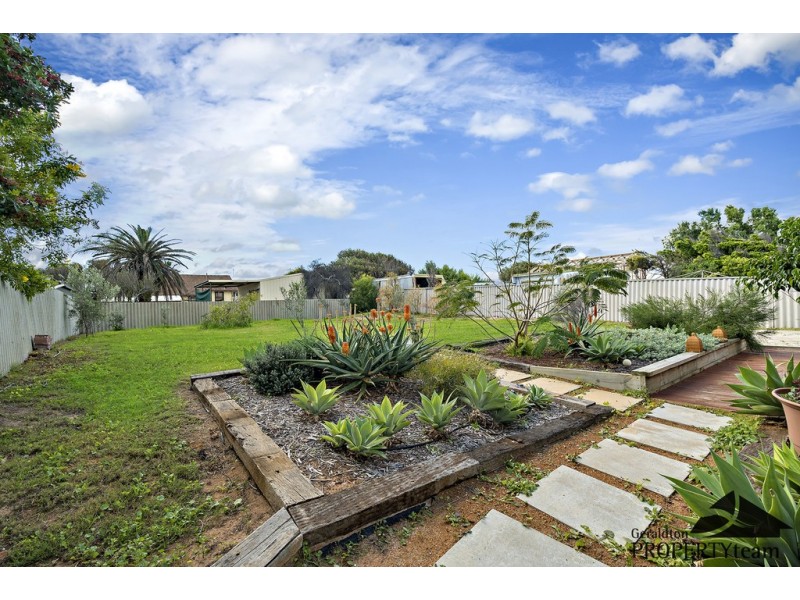 11 Maley Way, Beachlands WA 6530