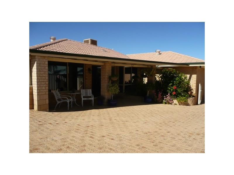 3 Turban Court, Wandina WA 6530