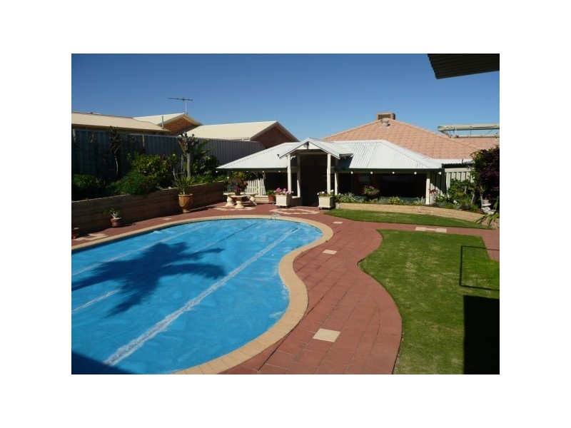 3 Turban Court, Wandina WA 6530