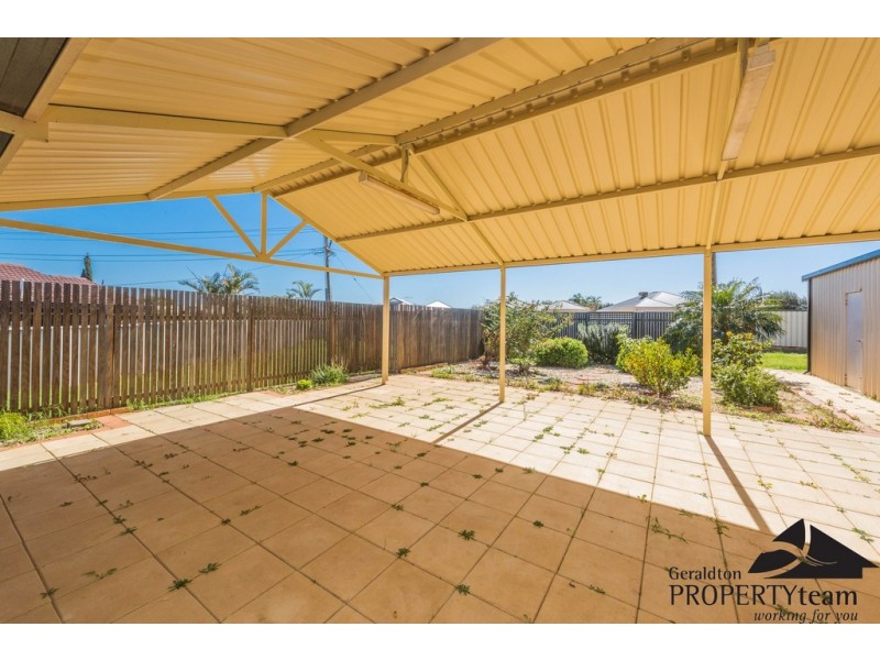 236 Chapman Valley Road, Waggrakine WA 6530