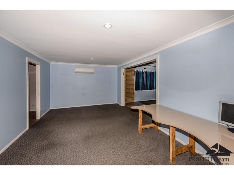 10 Ritchie Way, Rangeway WA 6530