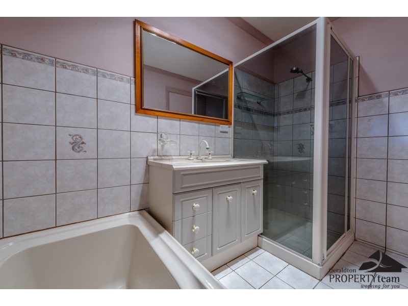 10 Ritchie Way, Rangeway WA 6530