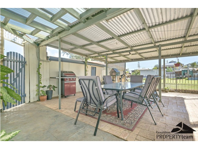 4 William Street, Geraldton WA 6530