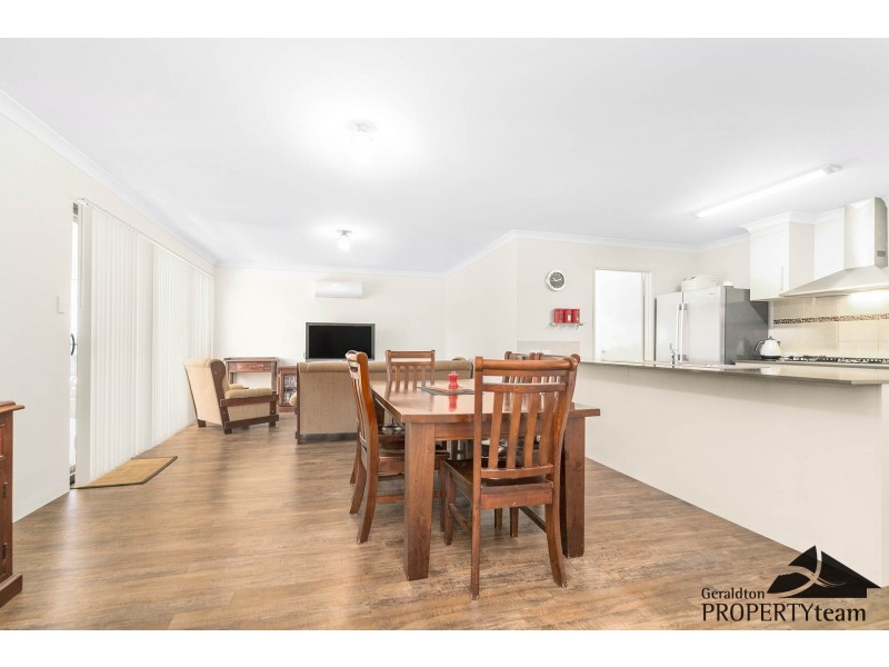 18 Lincoln Street, Deepdale WA 6532