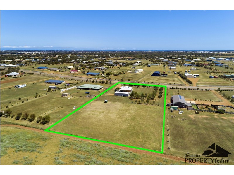 18 Lincoln Street, Deepdale WA 6532