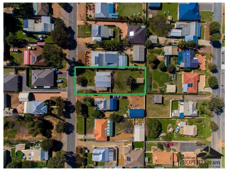 220 Second Street, Wonthella WA 6530