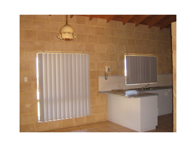 33B  Bellimos Drive, Wandina WA 6530