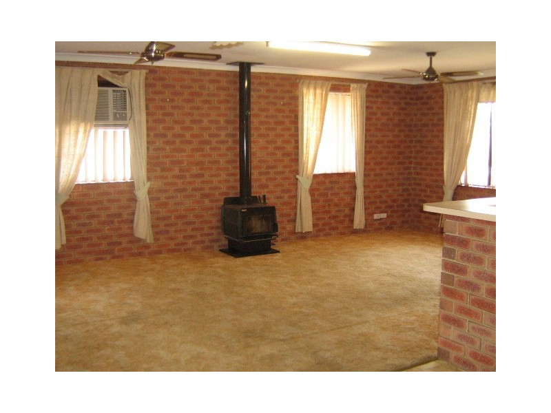 36  Hakea Street, Mahomets Flats WA 6530