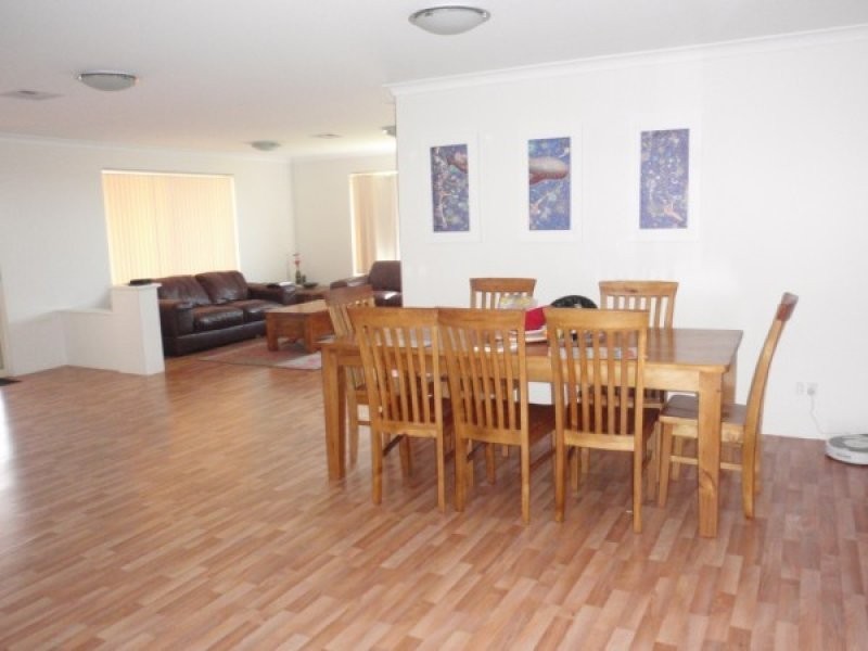 26 Ocean Queen Drive, Wandina WA 6530