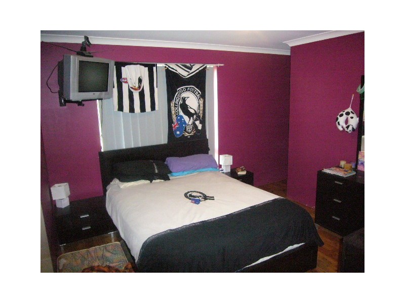 8 Boaz Street, Karloo WA 6530