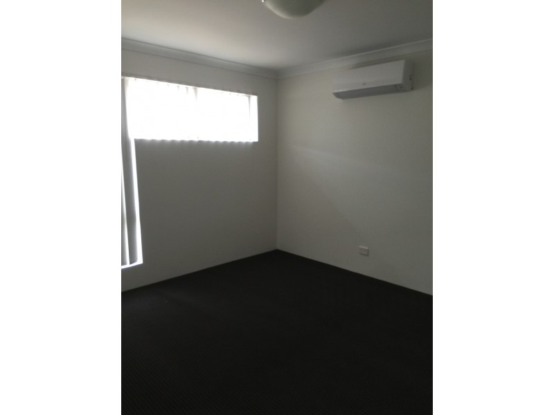 10 Fintown Street, Utakarra WA 6530