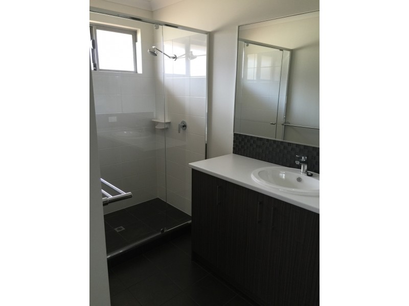 10 Fintown Street, Utakarra WA 6530