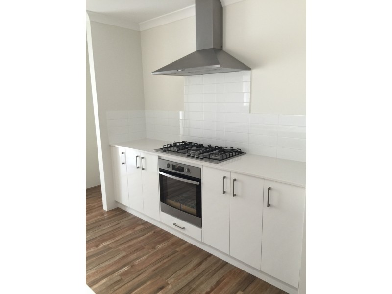 10 Fintown Street, Utakarra WA 6530