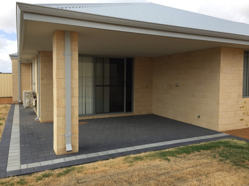 10 Fintown Street, Utakarra WA 6530