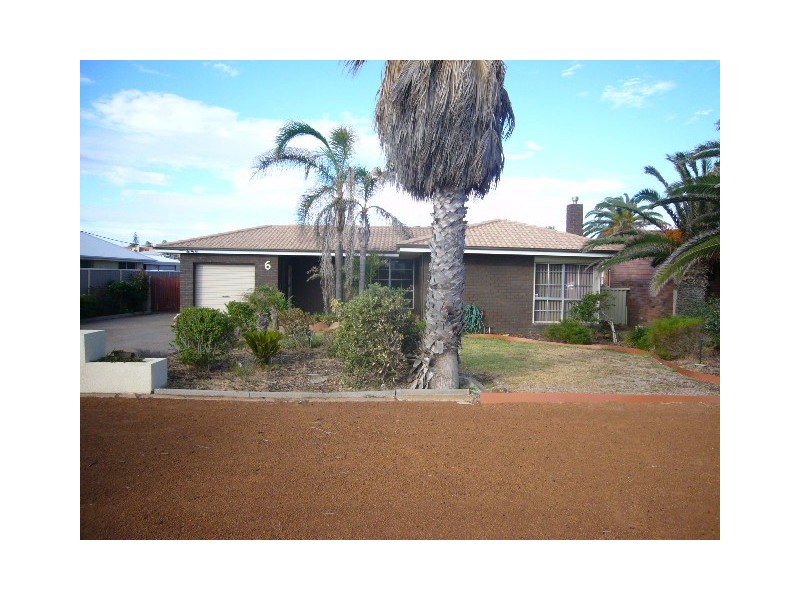 6 Nigel Crescent, Tarcoola Beach WA 6530