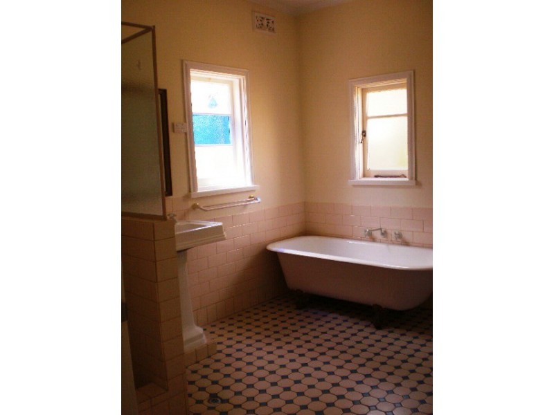 125 Fitzgerald Street, Geraldton WA 6530