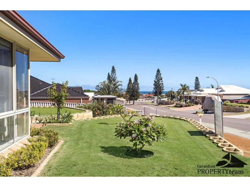 10 Columbus Boulevard, Wandina WA 6530