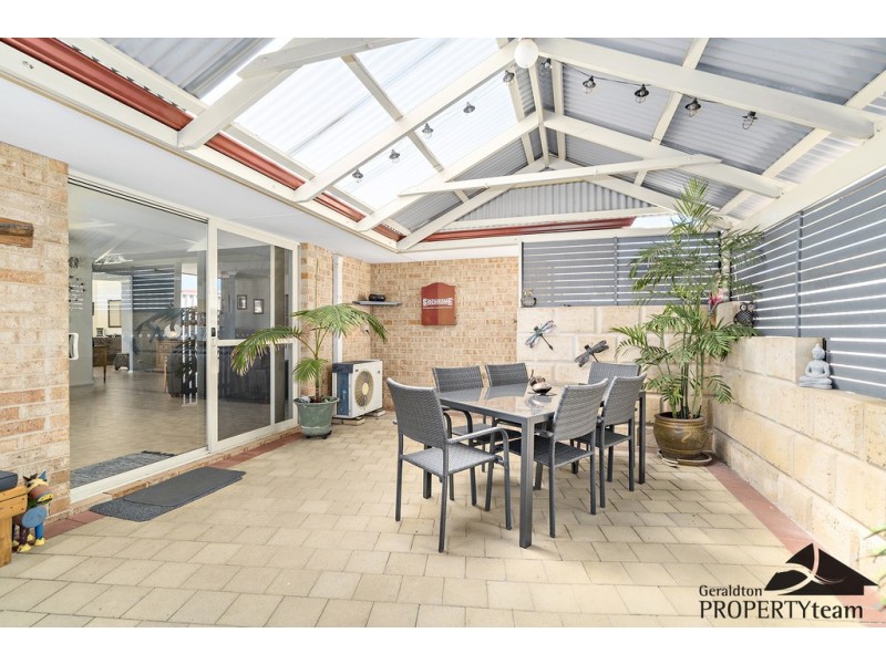 10 Columbus Boulevard, Wandina WA 6530