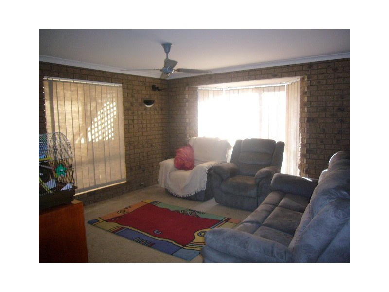 166 Chapman Valley Road, Waggrakine WA 6530