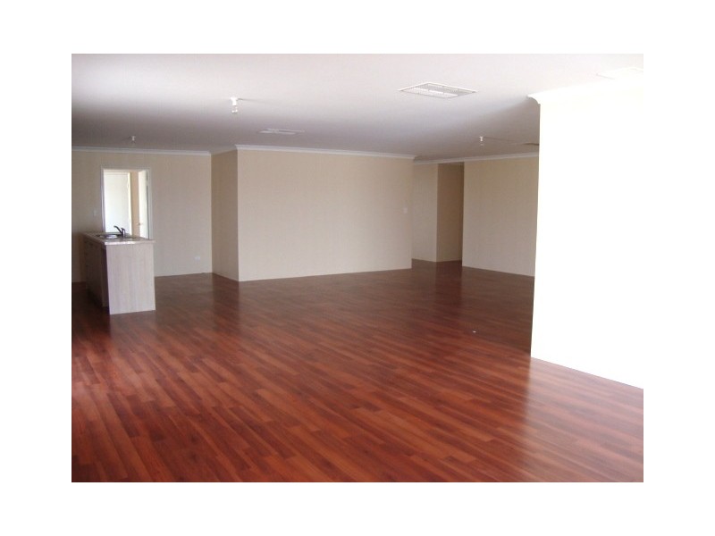 30 Ocean Queen Drive, Wandina WA 6530