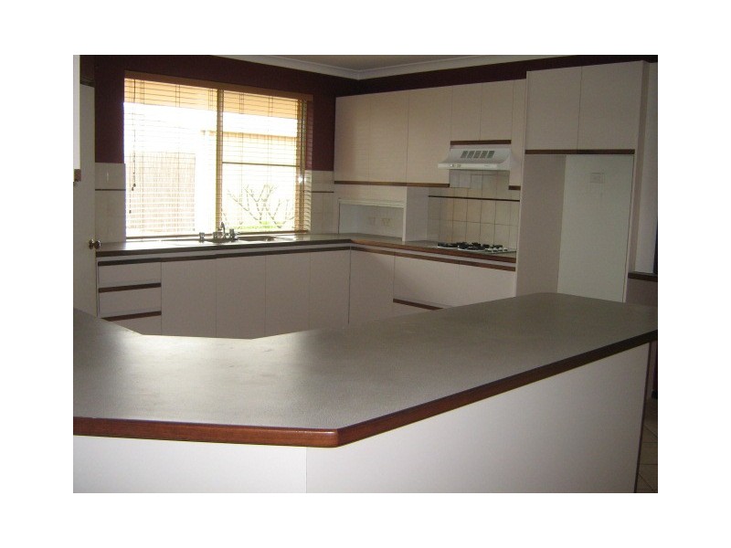 10 Mimosa Court, Strathalbyn WA 6530