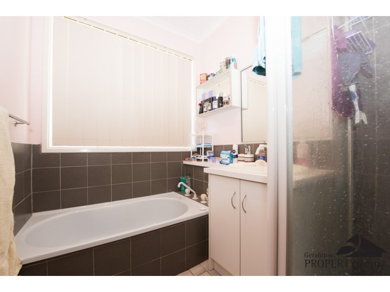 3 Earle Place, Utakarra WA 6530