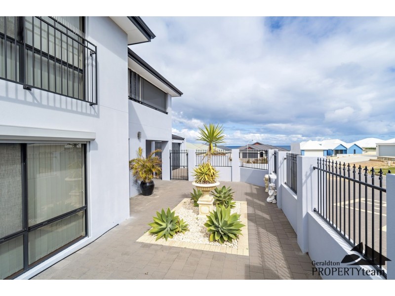 14 Beacon Rise, Wandina WA 6530