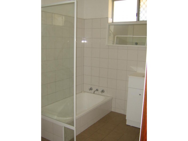 8 Koolinda Street, Geraldton WA 6530