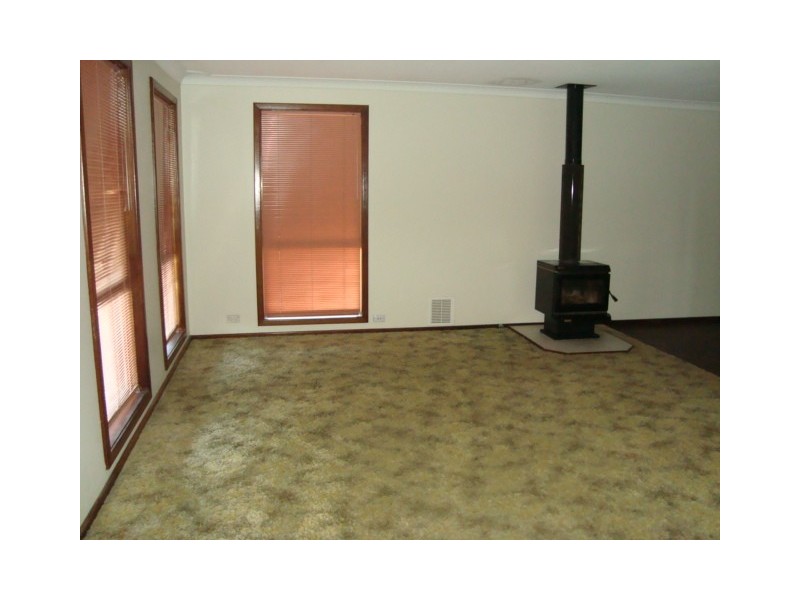 17 Alexander Drive, Glenfield WA 6532