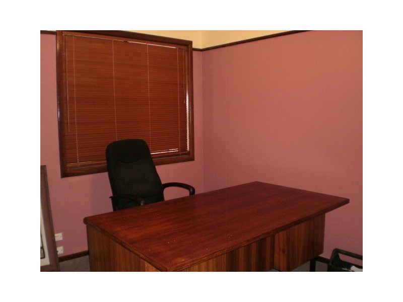 17 Alexander Drive, Glenfield WA 6532