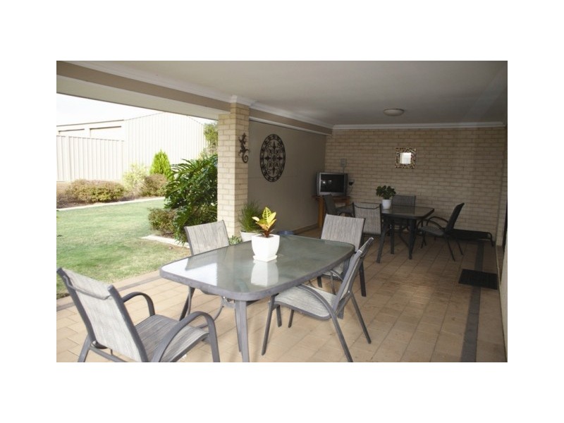 82 Ilma Rise, Wandina WA 6530