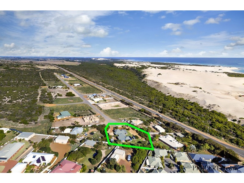 1 Evana Terrace, Wandina WA 6530