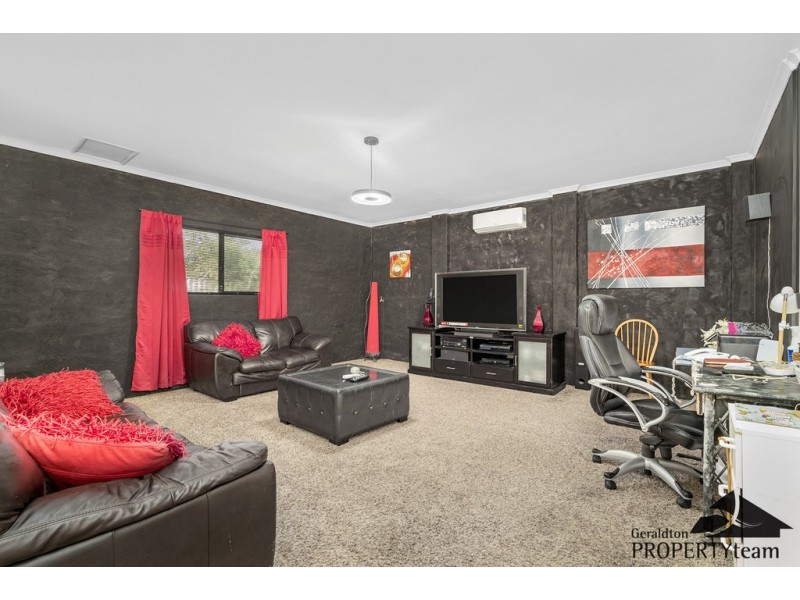 1 Evana Terrace, Wandina WA 6530