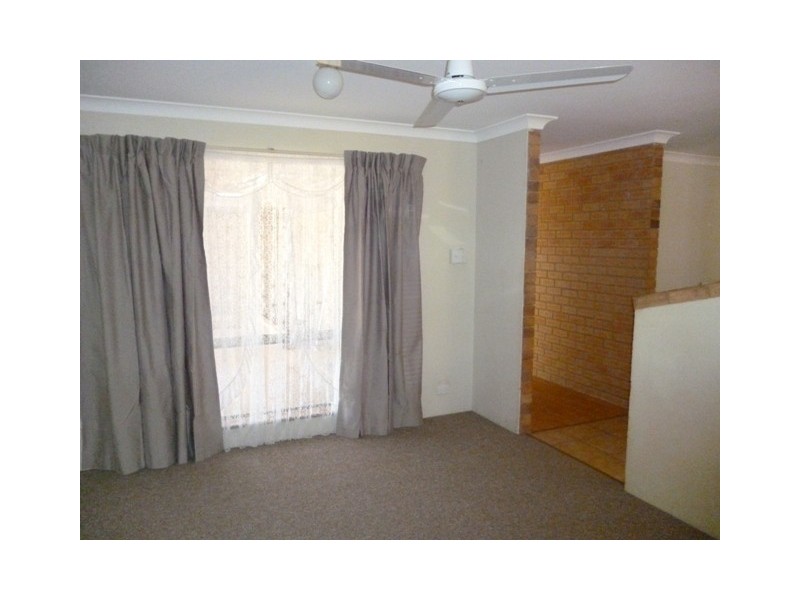 23 Alexander Drive, Glenfield WA 6532