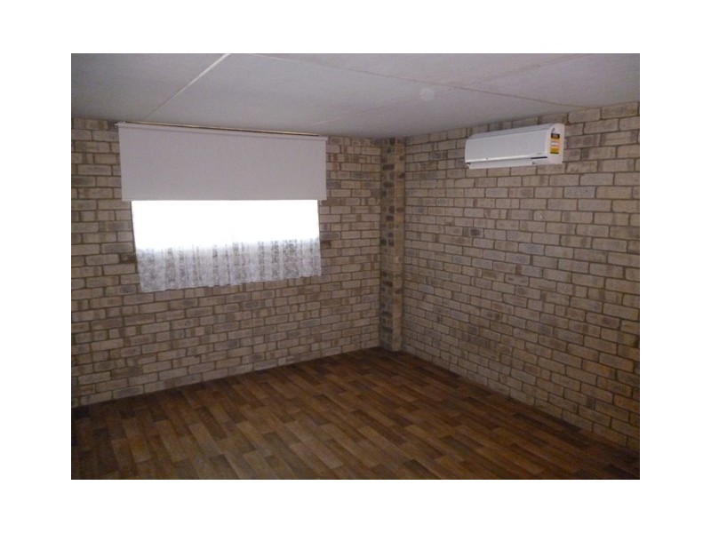 23 Alexander Drive, Glenfield WA 6532