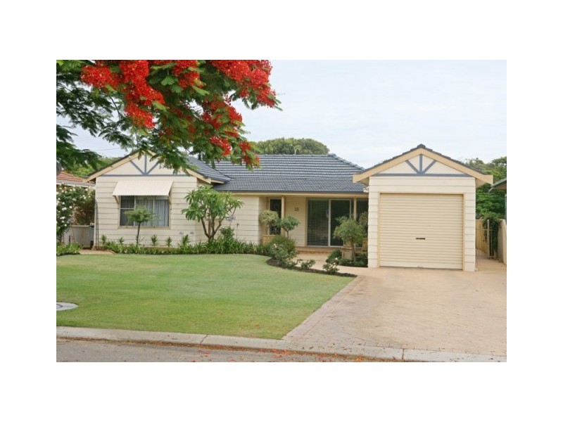 16 Askew Road, Geraldton WA 6530