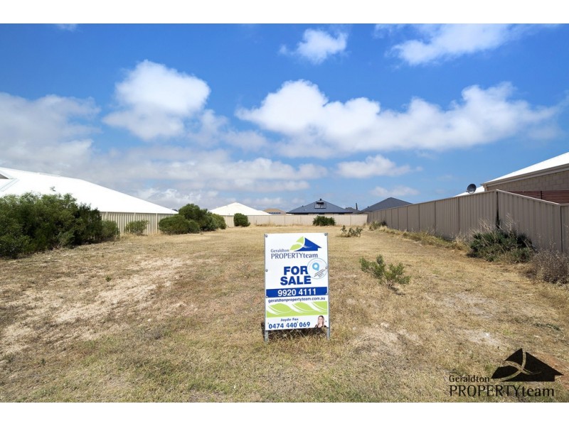 13 Waterwitch Outlook, Wandina WA 6530