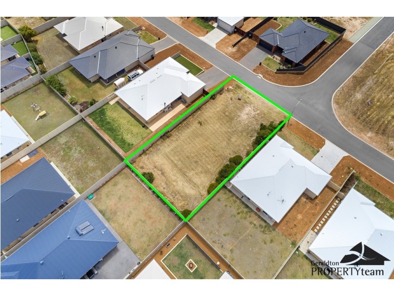 13 Waterwitch Outlook, Wandina WA 6530