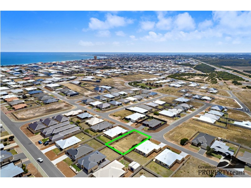 13 Waterwitch Outlook, Wandina WA 6530