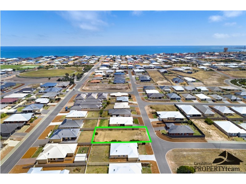 13 Waterwitch Outlook, Wandina WA 6530