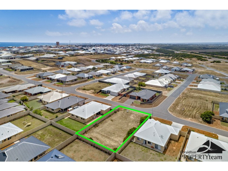 13 Waterwitch Outlook, Wandina WA 6530