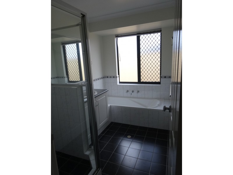 8 Viking Lane, Wandina WA 6530