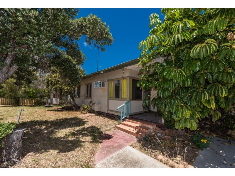 9 Houtman Street, Wonthella WA 6530