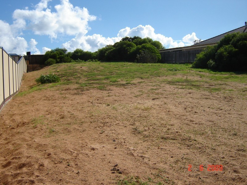 5 Hillview Drive, Drummond Cove WA 6532