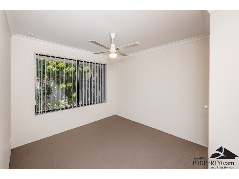 18 River Drive, Greenough WA 6532