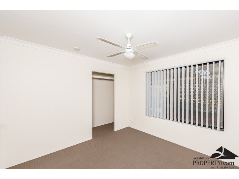 18 River Drive, Greenough WA 6532