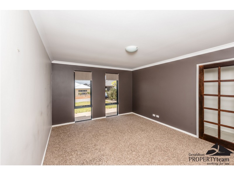 5 Lucy Brace, Wandina WA 6530