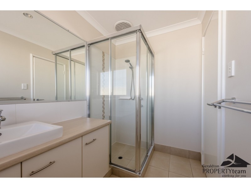 5 Lucy Brace, Wandina WA 6530